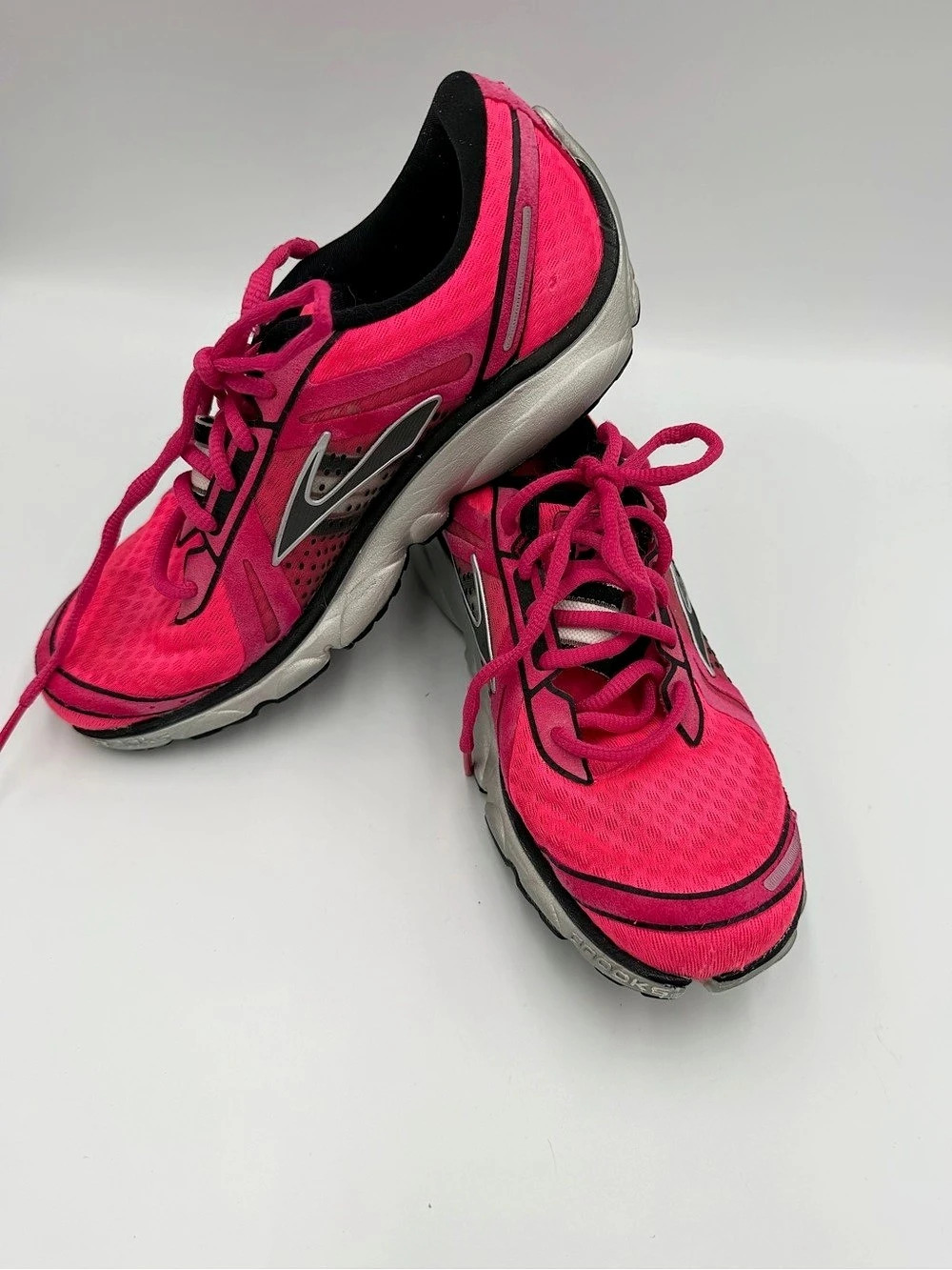 Brooks PureCadence Women's Athletic Shoes Pink & Black US 8.5 B